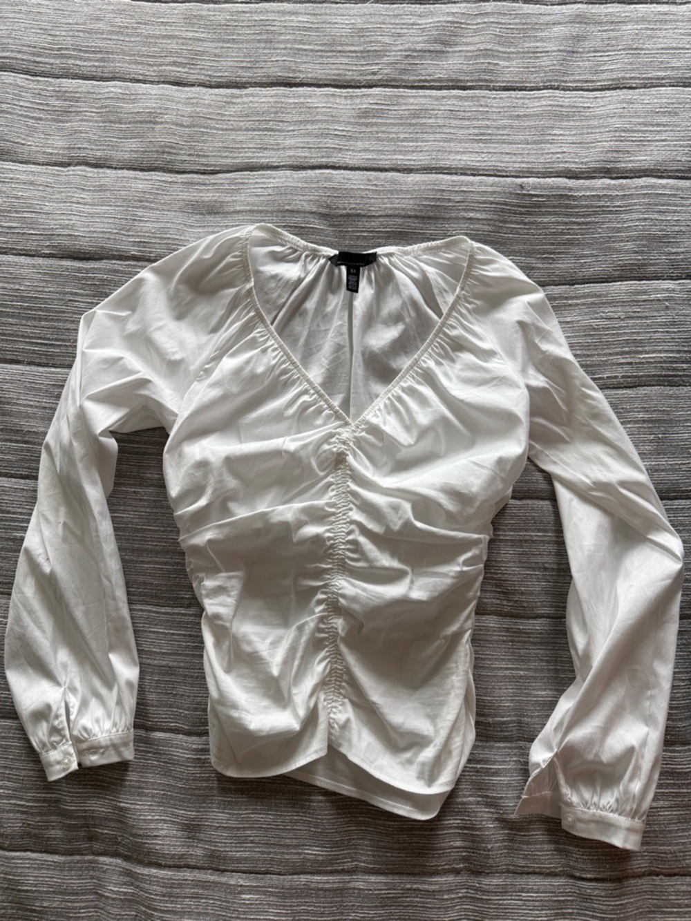 White House Black Market White Ruched V-Neck Long Sleeve Blouse
